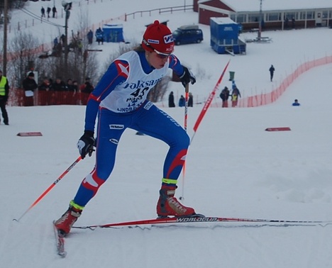 Anna drog ifrån Piteå Elits Jennie Öberg på sista sträckan och säkrade Moras tredje raka SM-guld.