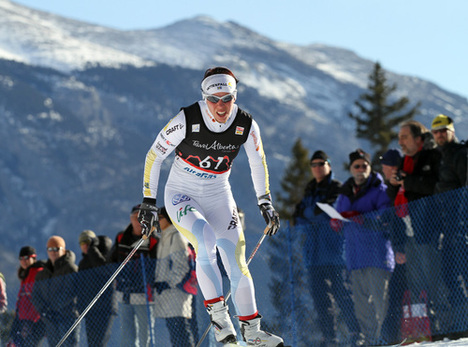 CHARLOTTE KALLA på väg mot sin imponerande seger i Canmores millopp i fredags. Foto: DAN ROYCROFT