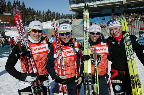 SVERIGES STAFETTLAG blev sju i världscupstafetten i Lahtis. Fr v: Hanna Brodin, Lisa Larsen, Mia Eriksson och Emma Wikén. Foto: KJELL-ERIK KRISTIANSEN