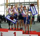 TEODOR PETERSON vann före Anders Högberg, Kjetil Hagtvedt Dammen och Gustav Hall i herrarnas sprint.