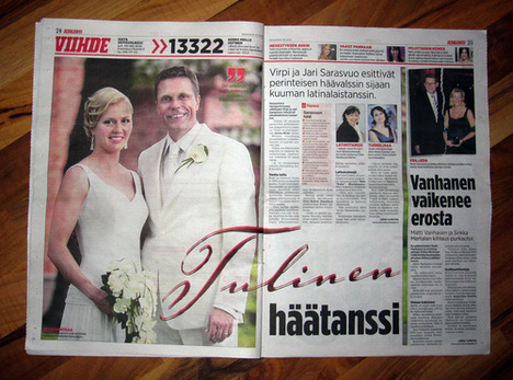 FAKSIMIL från finska stortidningen Iltalehti som omtalar Virpi Kuitunens bröllop i fredags. FAKSIMIL från finska stortidningen Iltalehti som omtalar Virpi Kuitunens bröllop i fredags.