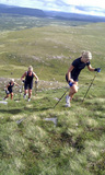 ELITJUNIORLÄGRET pågår i Bruksvallarna under denna vecka. Här är det Maja Falk, Matilda Henriksson och Frida Sivermark som tar sig uppför Beritknallen. Foto: www.skidor.com ELITJUNIORLÄGRET pågår i Bruksvallarna under denna vecka. Här är det Maja Falk, Matilda Henriksson och Frida Sivermark som tar sig uppför Beritknallen. Foto: www.skidor.com