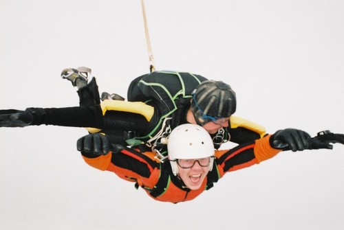 Fallskjermhopping i tandem Fallskjermhopping i tandem