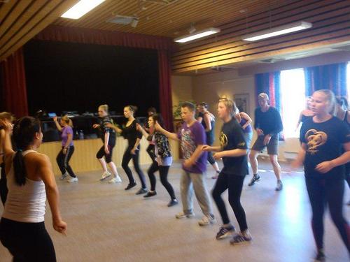 1. workshop i salsa/zumba 1. workshop i salsa/zumba
