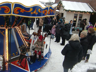 Karusell i Julebyen. Foto: Sem Hadland