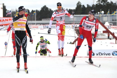 Dario Cologna vann före Eldar Rönning och Len Valjas. Foto: Per Frost Dario Cologna vann före Eldar Rönning och Len Valjas. Foto: Per Frost