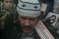 Matti Kuosku efter Vasaloppssegern 1976. Foto: SVT Öppet Arkiv