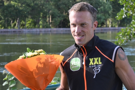 Anders Aukland håller fortfarande hög klass som banlöpare. I torsdags vann han ett 3000-meterslopp på Bislett. Här är Anders efter segern på Alliansloppet förra året. FOTO: Johan Trygg. Anders Aukland håller fortfarande hög klass som banlöpare. I torsdags vann han ett 3000-meterslopp på Bislett. Här är Anders efter segern på Alliansloppet förra året. FOTO: Johan Trygg.