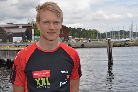Jens Eriksson är en stark spurtare både på skidor och rullskidor. Det visade han på Bessemerrullen idag. FOTO: Johan Trygg/Längd.se. Jens Eriksson är en stark spurtare både på skidor och rullskidor. Det visade han på Bessemerrullen idag. FOTO: Johan Trygg/Längd.se.