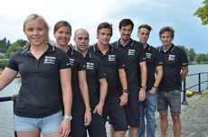 Nya Team Serneke gör idag tävlingsdebut under Alliansloppet i Trollhättan. Från vänster: Julia Svan, Sara Lindborg, Bob Impola, Oskar Kardin, Erik Melin Söderström, Anton Lindblad och Rasmus Blom. FOTO: Johan Trygg/Längd.se. Nya Team Serneke gör idag tävlingsdebut under Alliansloppet i Trollhättan. Från vänster: Julia Svan, Sara Lindborg, Bob Impola, Oskar Kardin, Erik Melin Söderström, Anton Lindblad och Rasmus Blom. FOTO: Johan Trygg/Längd.se.