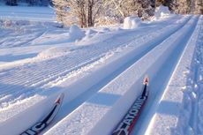 Redan 15 oktober öppnar Vålådalens fjällstation längdspår med sparad snö från i vintras. FOTO: Vålådalens Fjällstation. Redan 15 oktober öppnar Vålådalens fjällstation längdspår med sparad snö från i vintras. FOTO: Vålådalens Fjällstation.