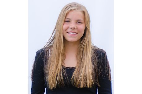 Johanna Hagström har mottagit 2018 års stipendium ur Jim Åhls minnesfond. Johanna Hagström har mottagit 2018 års stipendium ur Jim Åhls minnesfond.
