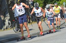 Hårdkörning i täten med knappt ett var kvar av Alliansloppet: Torleif Syrstad, Andreas Svensson, Ludwig Tärning och Morten Eide Pedersen drar klungan. FOTO: Johan Trygg/Längd.se. Hårdkörning i täten med knappt ett var kvar av Alliansloppet: Torleif Syrstad, Andreas Svensson, Ludwig Tärning och Morten Eide Pedersen drar klungan. FOTO: Johan Trygg/Längd.se.
