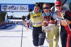 Britta Johansson Norgren, totalvinnare av Ski Classics, dagens segrare i Levi, Astrid Öyre Slind och dagens trea Kari Vikhagen Gjeitnes. FOTO: Magnus Östh. Britta Johansson Norgren, totalvinnare av Ski Classics, dagens segrare i Levi, Astrid Öyre Slind och dagens trea Kari Vikhagen Gjeitnes. FOTO: Magnus Östh.