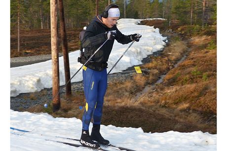 A-landslagets yngste herråkare Viktor Thorn kommer väl förberedd till VM-säsongen. I helgen har han tränat på snö i Idre. FOTO: Johan Trygg/Längd.se. A-landslagets yngste herråkare Viktor Thorn kommer väl förberedd till VM-säsongen. I helgen har han tränat på snö i Idre. FOTO: Johan Trygg/Längd.se.