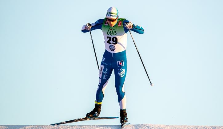 Martin Bergström får iklädda sig den svenska landslagsdräkten vid världscupsprinten i Davos på lördag. FOTO: Johan Axelsson/Bildbyrån. Martin Bergström får iklädda sig den svenska landslagsdräkten vid världscupsprinten i Davos på lördag. FOTO: Johan Axelsson/Bildbyrån.