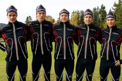 Ski Team Ullmax består av följande åkare: Oskar Kardin,Simon Persson, Robin Norum, Tiio Söderhielm och Anders Jonsson. FOTO: Ski Team Ullmax. Ski Team Ullmax består av följande åkare: Oskar Kardin,Simon Persson, Robin Norum, Tiio Söderhielm och Anders Jonsson. FOTO: Ski Team Ullmax.