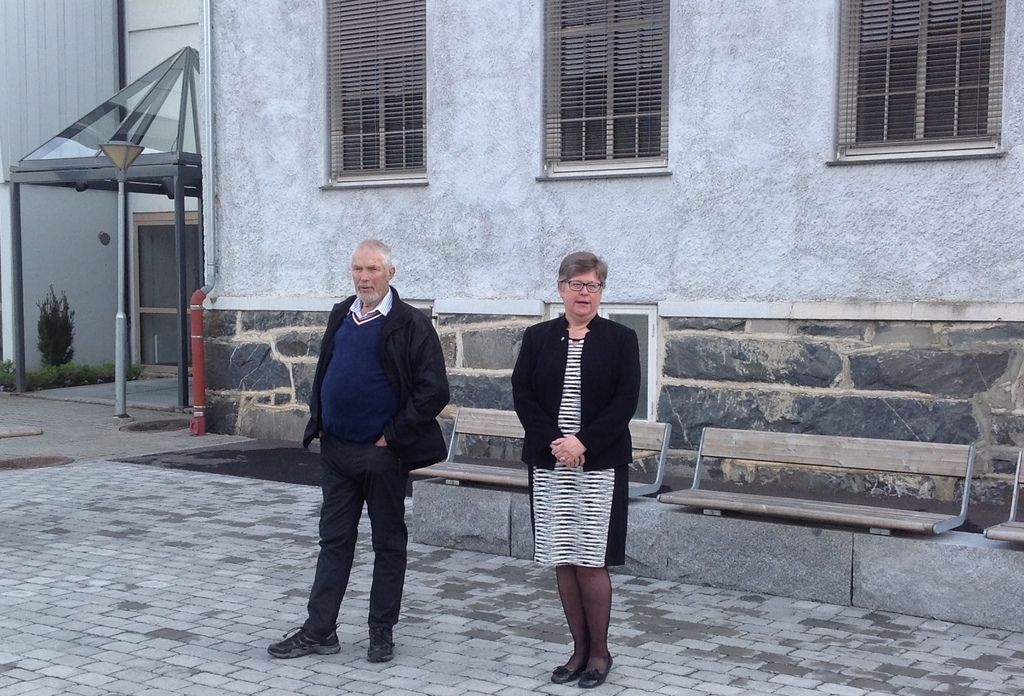 Ola Bergheim og ordfører Mari Botterud.jpg