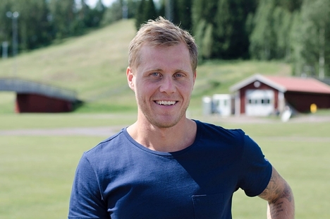 Bill Impola satsar mot traditionell skidåkning och att få åka världscup för Sverige efter tre år som långloppsåkare. FOTO: Linus Trygg/Längd.se. Bill Impola satsar mot traditionell skidåkning och att få åka världscup för Sverige efter tre år som långloppsåkare. FOTO: Linus Trygg/Längd.se.