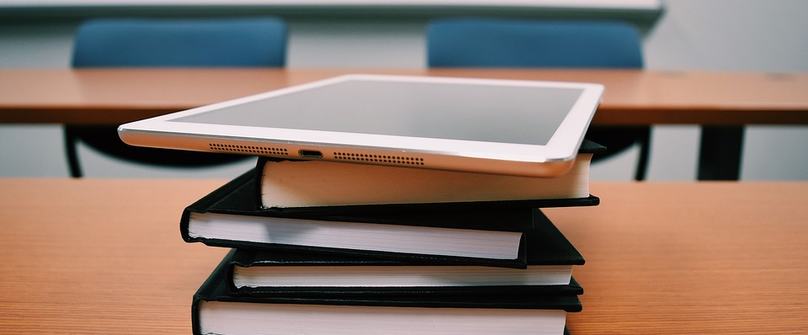 Bøker og IPAD