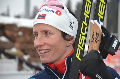 Marit Björgen spurtslog Charlotte Kalla på Blinkfestivalens masstartslopp under fredagskvällen. Bilden dock från Holmenkollen i vintras. FOTO: Rolf Zetterberg. Marit Björgen spurtslog Charlotte Kalla på Blinkfestivalens masstartslopp under fredagskvällen. Bilden dock från Holmenkollen i vintras. FOTO: Rolf Zetterberg.
