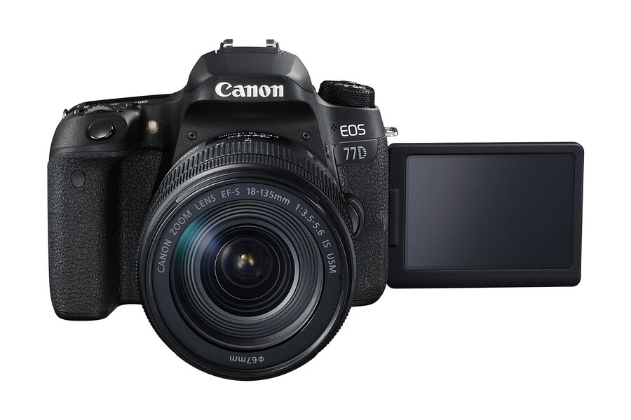 EOS 77D FRA with EF-S 18-135 IS USM LCD Out