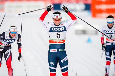 Marit Björgen spurtade hem segern i Toblach före Ingvild Flugstad Östberg och Heidi Weng. FOTO: Jon Olav Nesvold/Bildbyrån. Marit Björgen spurtade hem segern i Toblach före Ingvild Flugstad Östberg och Heidi Weng. FOTO: Jon Olav Nesvold/Bildbyrån.
