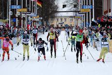 Så här tight var det vid tätens målgång på Vasaloppet i fjol. På söndag är det dags för det 94:e Vasaloppet. FOTO: Vasaloppet. Så här tight var det vid tätens målgång på Vasaloppet i fjol. På söndag är det dags för det 94:e Vasaloppet. FOTO: Vasaloppet.
