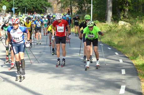7-milarullen i Åmsele blir det sjätte rullskidloppet som blir seedningsgrundande till Vasaloppet. Bilden från Alliansloppet som var det första loppet. FOTO: Johan Trygg/Längd.se. 7-milarullen i Åmsele blir det sjätte rullskidloppet som blir seedningsgrundande till Vasaloppet. Bilden från Alliansloppet som var det första loppet. FOTO: Johan Trygg/Längd.se.