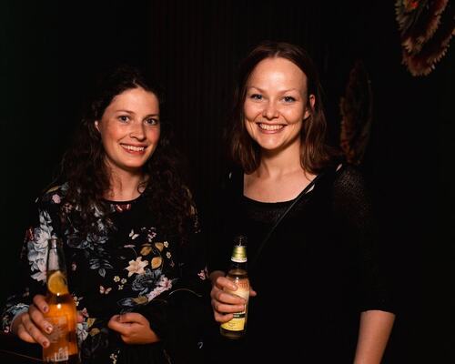 Heim til festival m_Alise og Marie 2