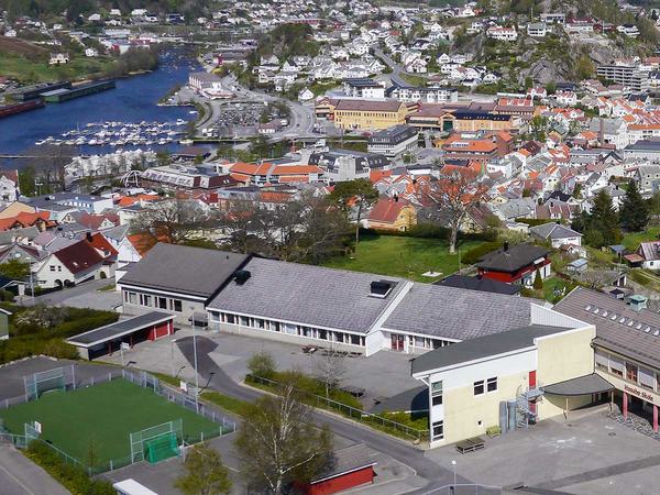 Husabø ungdomsskole