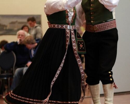 Irene Hestvik og Leon Årdal Bygdedans kl B