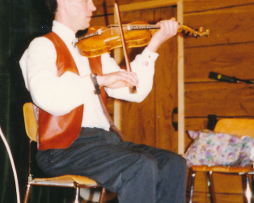 1994 25 år, Knur Sandal