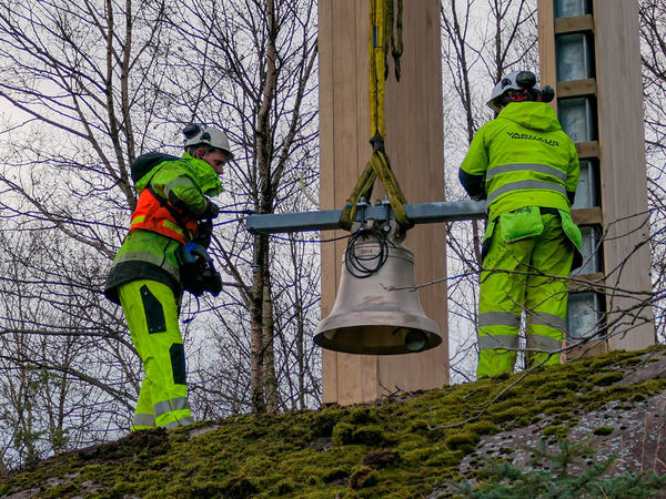 Klokke på hestnes gravlund