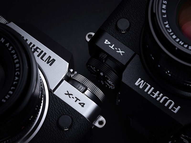 Fujifilm X-T4 fås i sort eller sølv utførelse. (Foto: Jonas Rask)