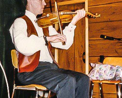 1994 25 år, Knur Sandal