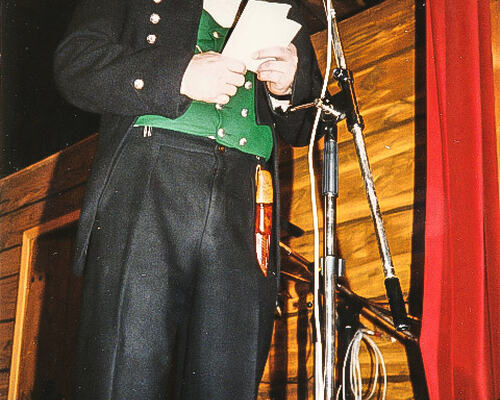 1994 25 år, Magnus Hope, programleiar