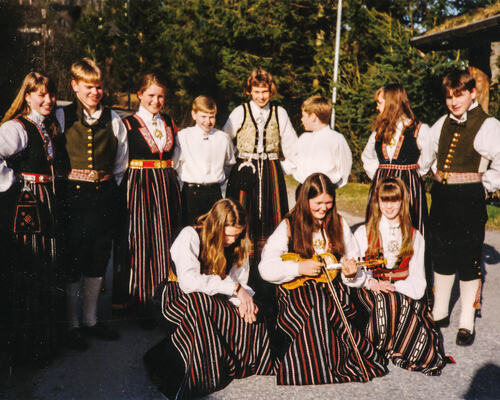 1994 Dansegruppa Kanskje før avreise til Riga-2