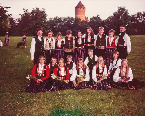 1994 Dansegruppa Kanskje i Riga-2