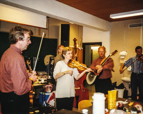 2001 Melhus 1-2