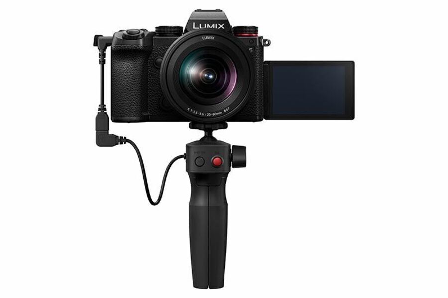Panasonic-Lumix-S5-mirrorless-camera-7