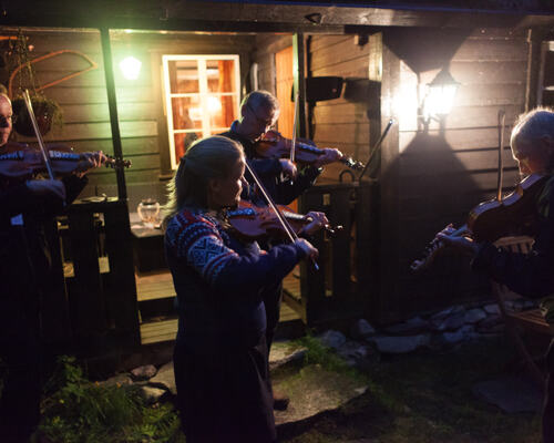 SommarnattPåJølster_08-07-16_©DavidBowen-68