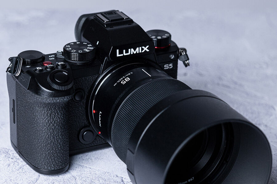 LUMIX-S5-with-S-S85-lens_by-Viviana-Galletta_P1230379