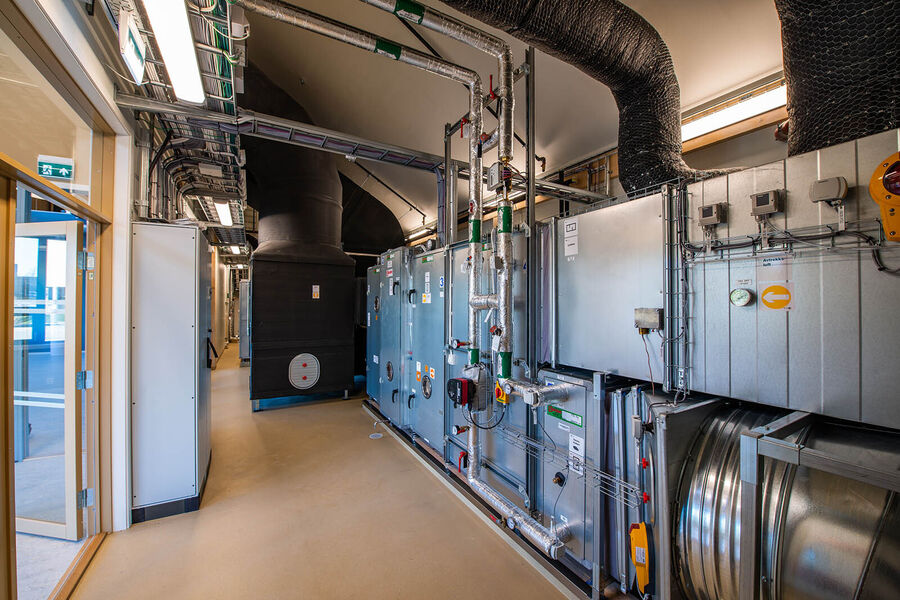 Driftssentralen ved ZEB-laboratoriet i Trondheim.