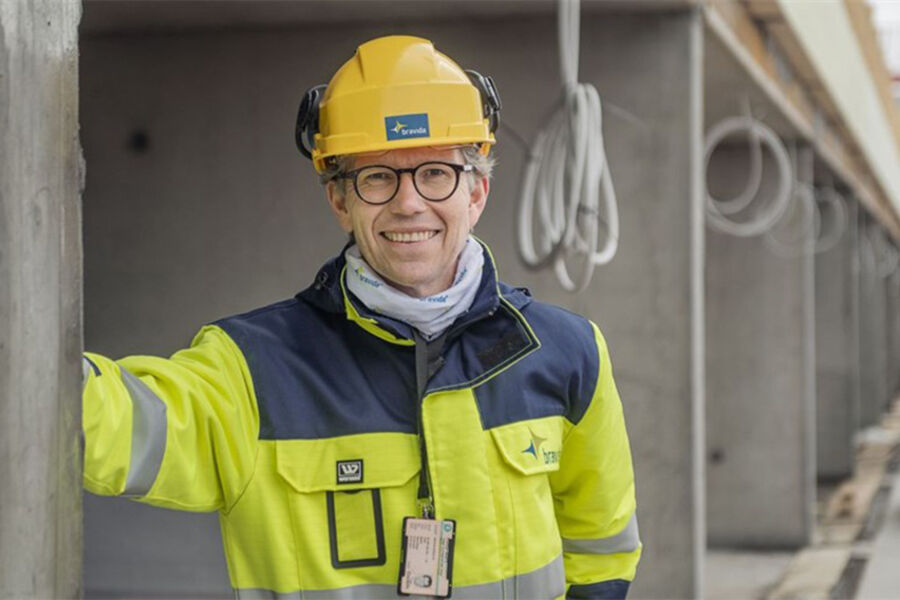 - Jeg tror det blir viktigere enn noen gang å framsnakke rørfagene, slik at vi får rekruttert inn flere mennesker. Vi må rett og slett i større grad fortelle hvor spennende VVS-bransjen er, mener Bravidas administrerende direktør Tore Bakke. 