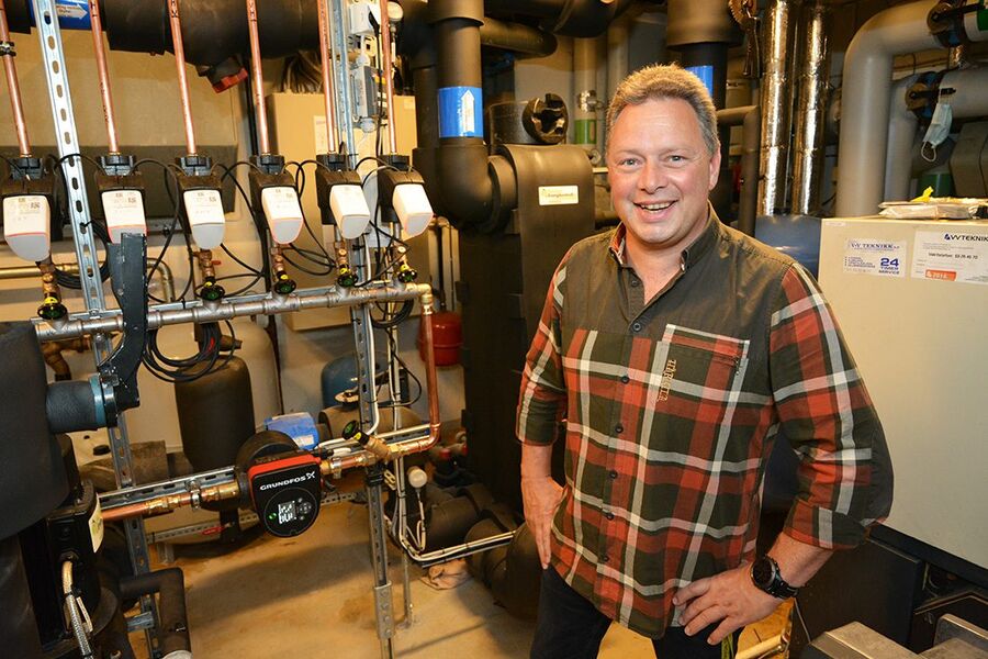 Daniel Mothe i Moss Kommunale Eiendomsselskap har vært pådriver for å installere systemet.