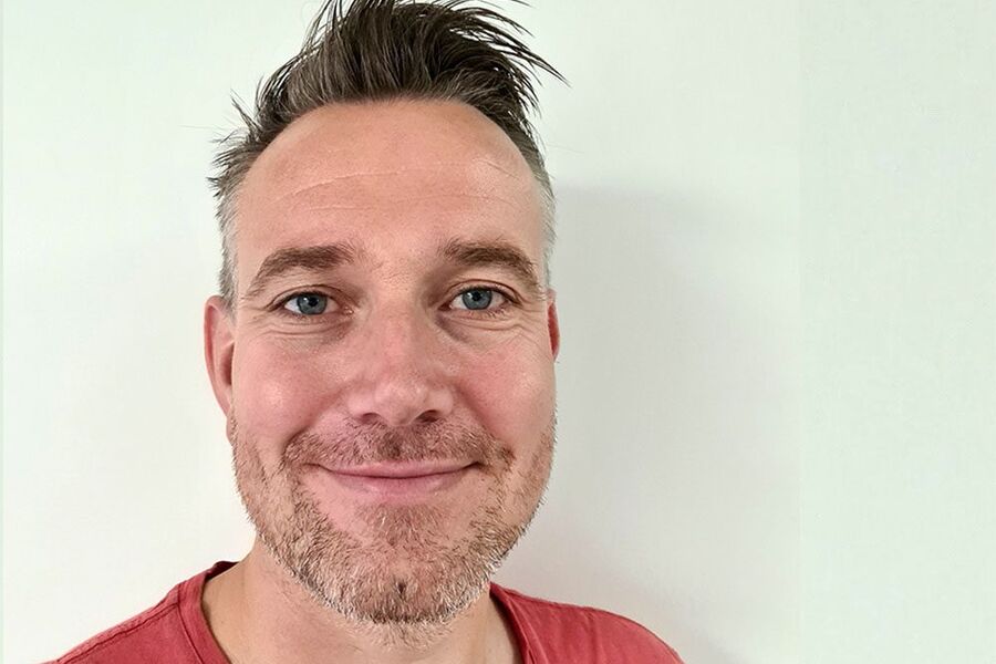 Nestleder Erik Hoksrød i Norsk Kjøleteknisk forening håper flest mulig bransjekollegaer benytter muligheten til å delta på årets årsmøte for faglig påfyll og sosial omgang, etter en svært spesiell tid uten mye treff og fysiske arrangementer.-  Programmet vi presenterer består av mange dyktige foredragsholdere som holder meget aktuelle innlegg om kuldeanlegg og varmepumper, kuldemedieproblematikken og løsninger som er levert, sier Hoksrød. 