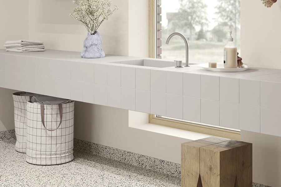 Gulvbelegget i vinyl er fra Tarkett.