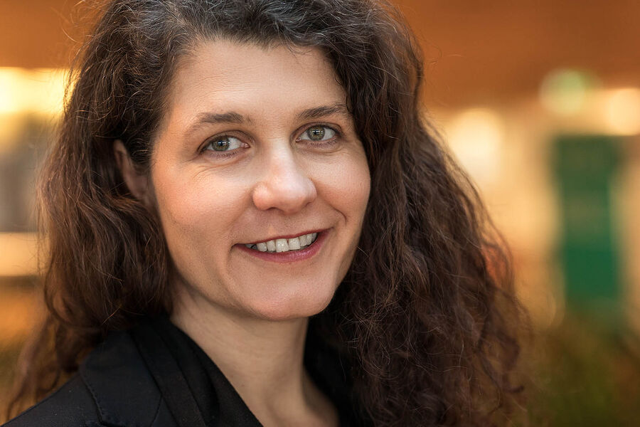 Daglig leder i Grønn Byggallianse Katharina Th. Bramslev ber om innspill på den nye BREEAM-NOR 2021-manualen.