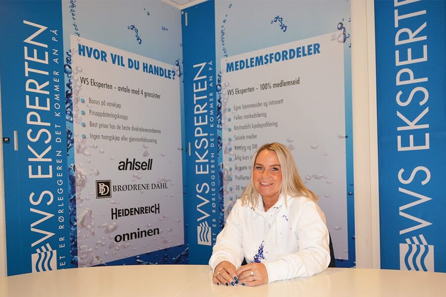 Birgitte Tunheim har travle dager som markedssjef og leder av markedsrådet i VVS Eksperten, men setter likevel pris på alle som tar kontakt for å komme med innspill eller drøfte små eller store problemstillinger i hverdagen.  Her blir alle møtt med respekt, understreker hun. At kjeden kan vise til øking i medlemsmassen på mellom 30 og 40 prosent de siste to årene, viser at de har funnet et konsept som fungerer veldig bra for veldig mange. 